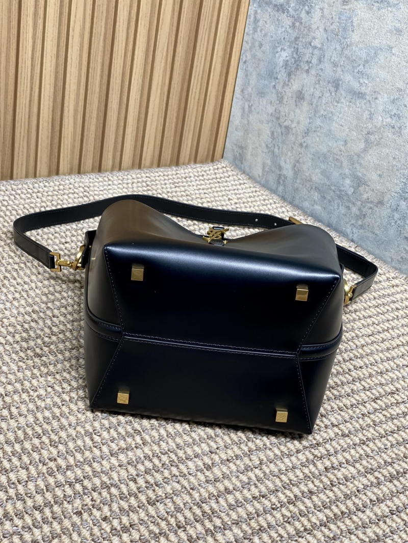 Y51 top handle bags